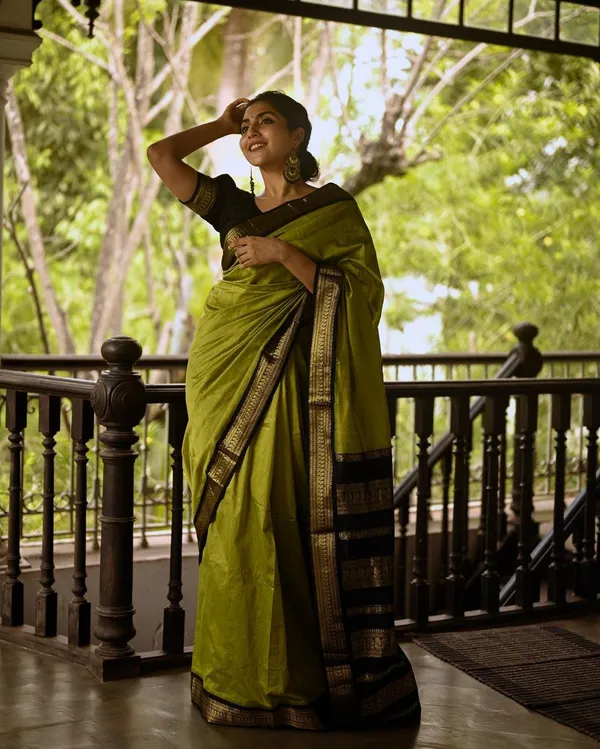 Mehendi_Green_Pure_Banarasi_Saree