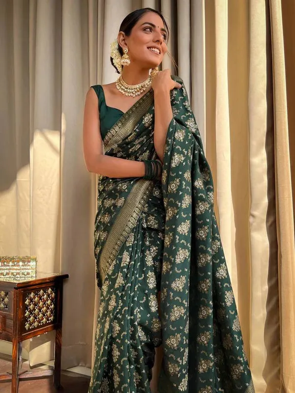Green_Pure_Banarasi_Saree