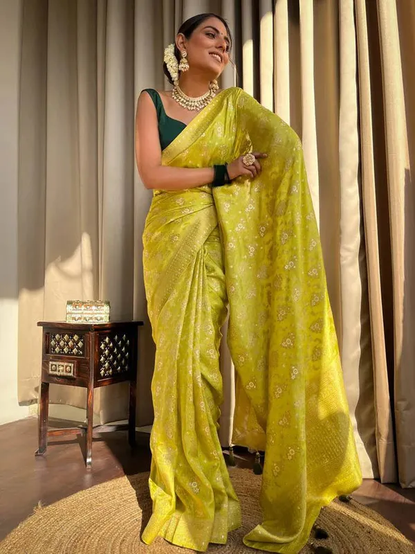 Green_Pure_Banarasi_Saree