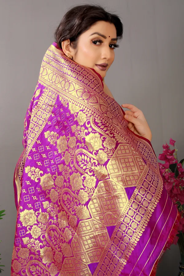 Purple_Zari_Work_Patola_Silk_Saree
