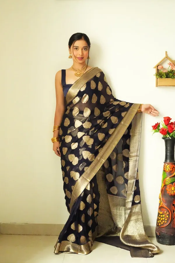 Black_1-Minute_Ready_To_Wear_Saree