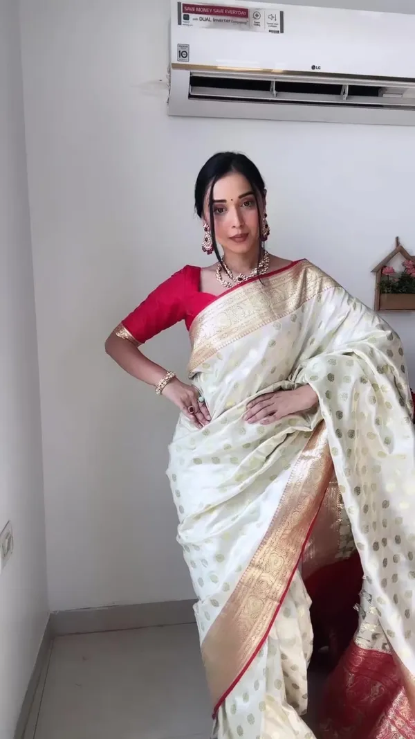 White_1-Minute_Ready_To_Wear_Saree