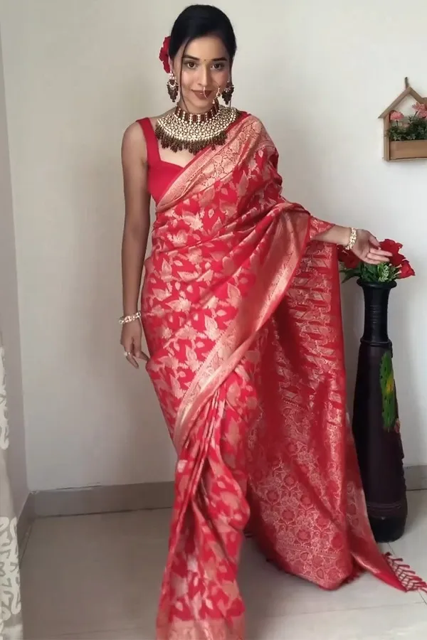 Red_1-Minute_Ready_To_Wear_Saree