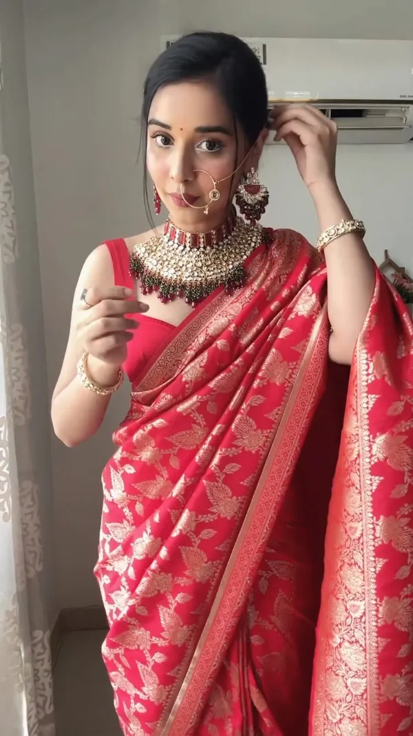 Red_1-Minute_Ready_To_Wear_Saree