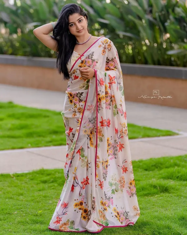 White_1-Minute_Ready_To_Wear_Georgette_Saree