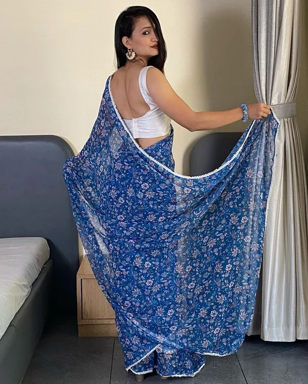 Blue_Floral_Printed_1-Minute_Ready_To_Wear_Georgette_Saree