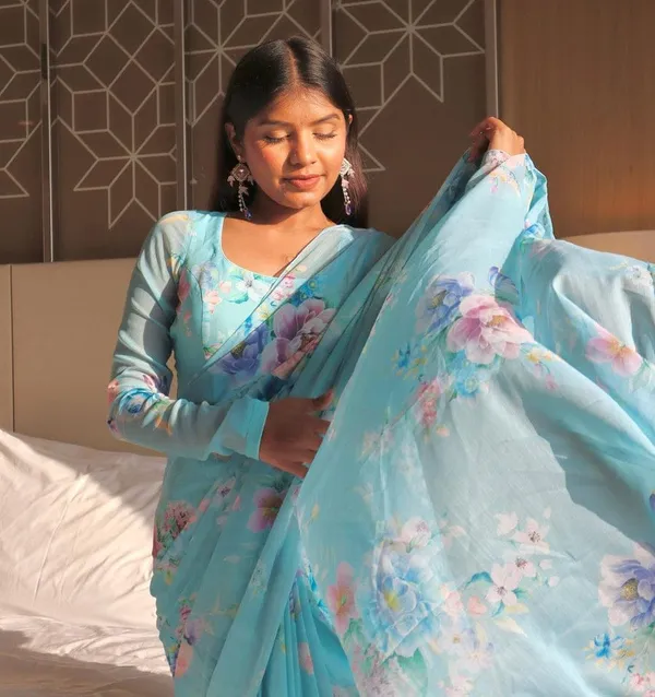 Sky_Blue_Floral_Printed_1-Minute_Ready_To_Wear_Georgette_Saree