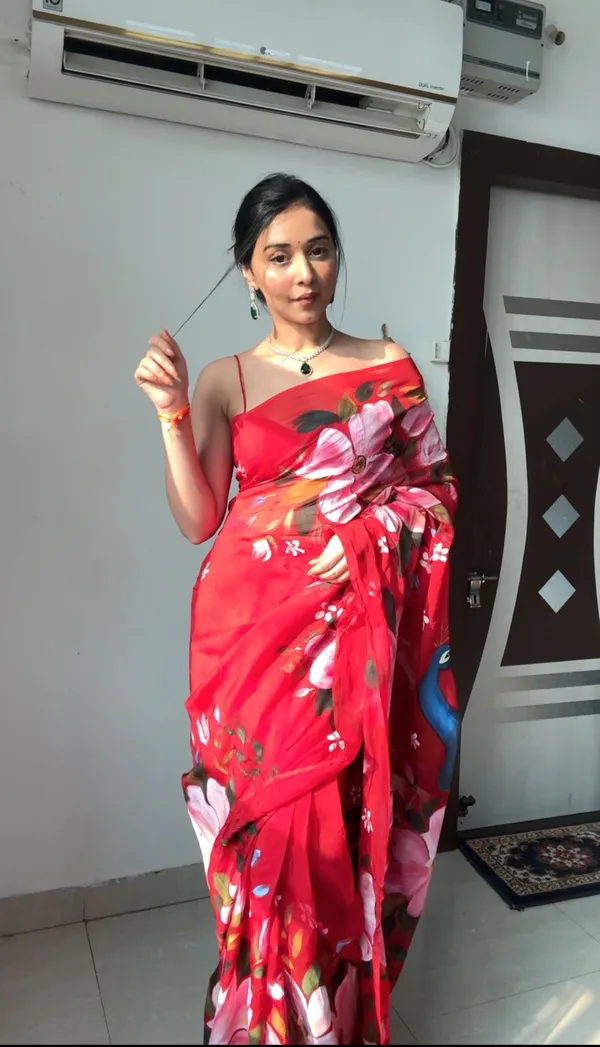 Red_Floral_Printed_1-Minute_Ready_To_Wear_Georgette_Saree