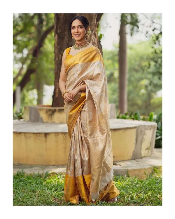 Cream_Yellow_Pure_Banarasi_Saree