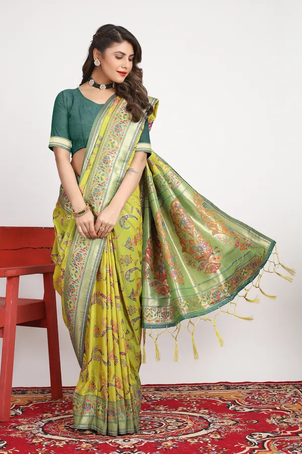 Parrot_Green_Zari_Work_Patola_Silk_Saree