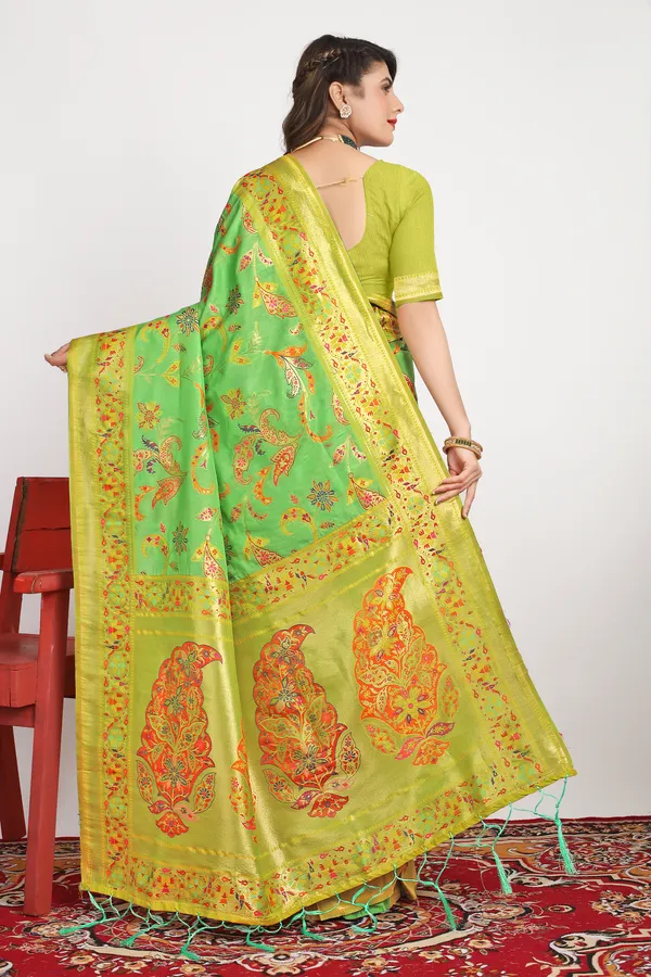 Parrot_Green_Zari_Work_Patola_Silk_Saree