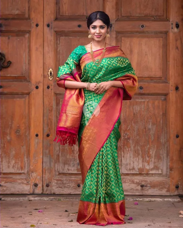 Green_Pure_Banarasi_Saree