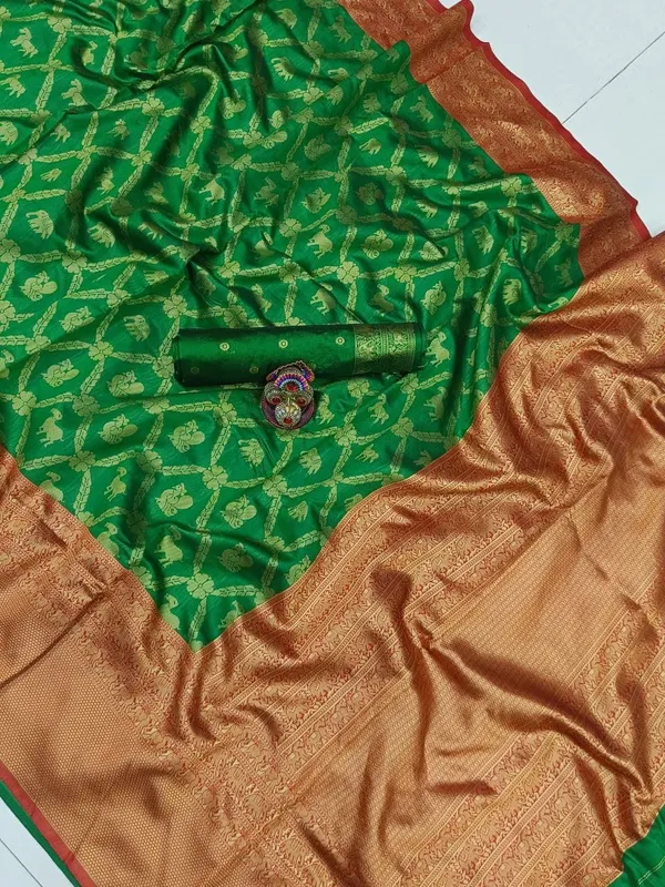 Green_Pure_Banarasi_Saree