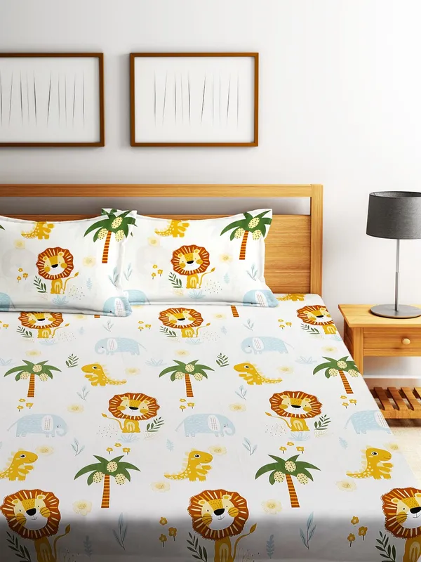 Home_Sizzler_144TC_Kid's_Lion's_Haven_Elastic_Fitted_Double_Bedsheet_(72X78_Inch)_With_2_King_Size_Pillow_Covers