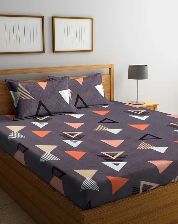 144_TC_Microfibre_Geometric_Grey_Double_Bedsheet_with_2_King_Size_Pillow_Covers