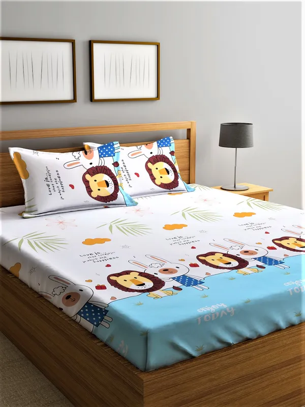 144_TC_Microfibre_Kid's_Lion_&_Cat_Double_Bedsheet_with_2_King_Size_Pillow_Covers