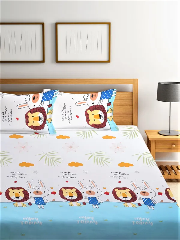 144_TC_Microfibre_Kid's_Lion_&_Cat_Double_Bedsheet_with_2_King_Size_Pillow_Covers