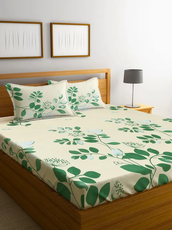 144TC_Nature_Embrace_Lush_Green_Double_Bedsheet_with_2_King_Size_Pillow_Covers