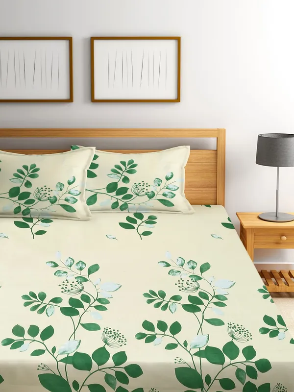 144TC_Nature_Embrace_Lush_Green_Double_Bedsheet_with_2_King_Size_Pillow_Covers