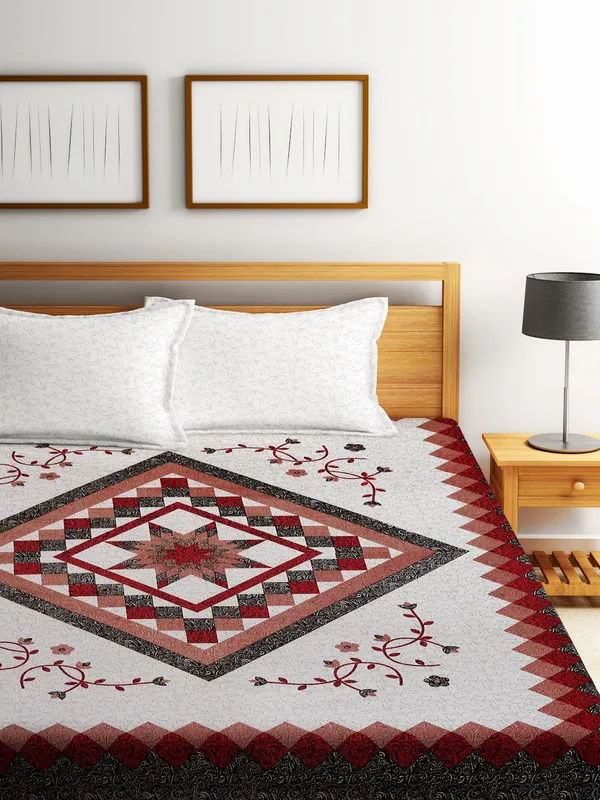 210TC_Microfibre_Ethnic_Geometric_Maroon_Double_Bedsheet_with_2_King_Size_Pillow_Cover