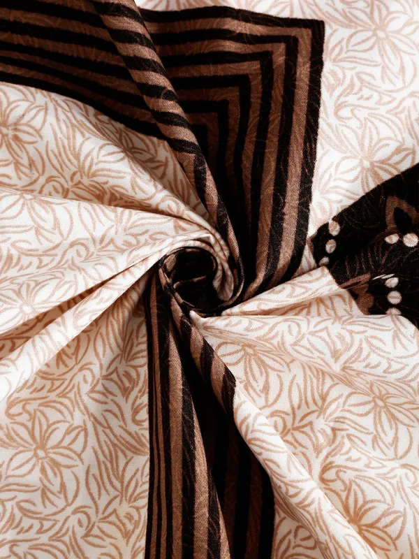 210TC_Microfibre_Ethnic_Geometric_Brown_Double_Bedsheet_with_2_King_Size_Pillow_Cover