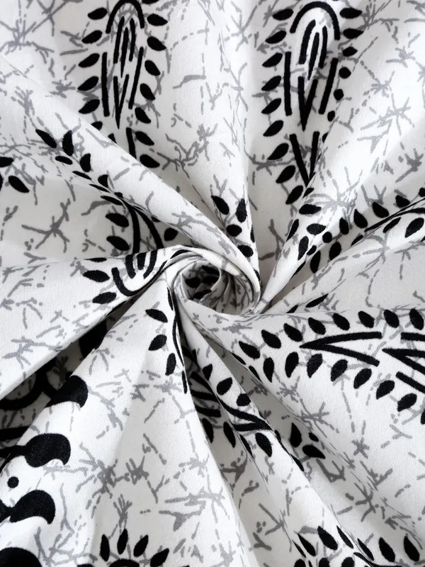 210TC_Microfibre_Handblock_Print_Black_Floral_Double_Bedsheet_with_2_King_Size_Pillow_Cover