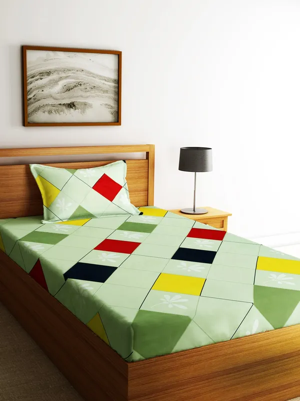 144TC_Colorful_Geometry_Red_&_Green_Double_Bedsheet_with_1_Pillow_Cover