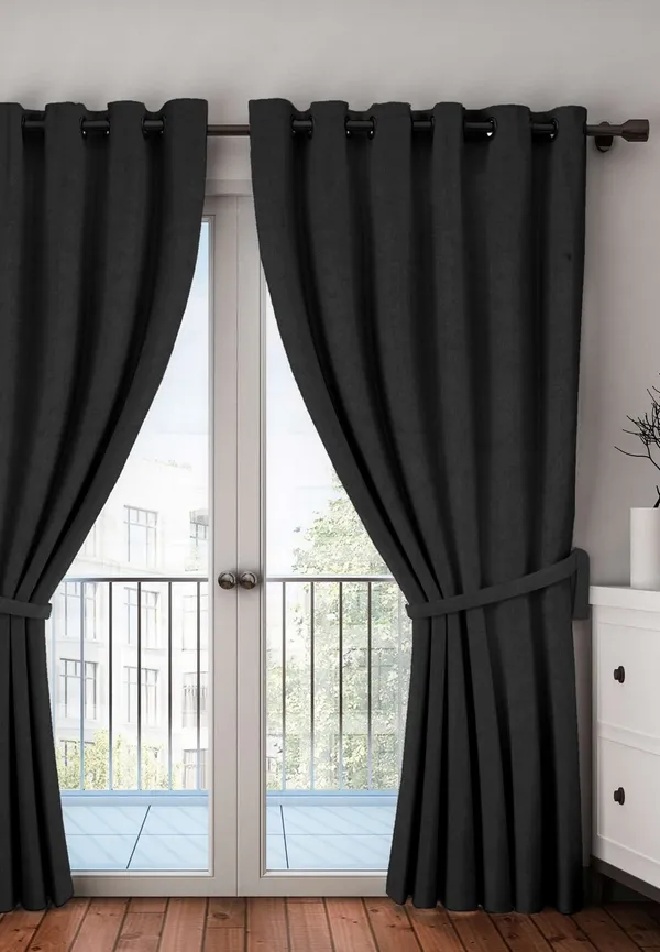 1_Piece_Solid_Blackout_Eyelet_Polyester_Curtains_-_Black