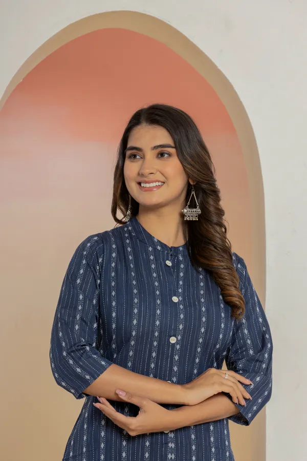 Dark_Blue_Khadi_Cotton_Woven_Kurta_Pant_Set_for_Women