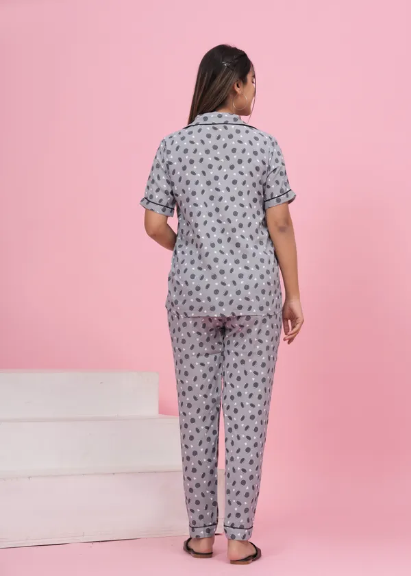 Grey_Rayon_Printed_Shirt_&_Pyjama_set_for_Women