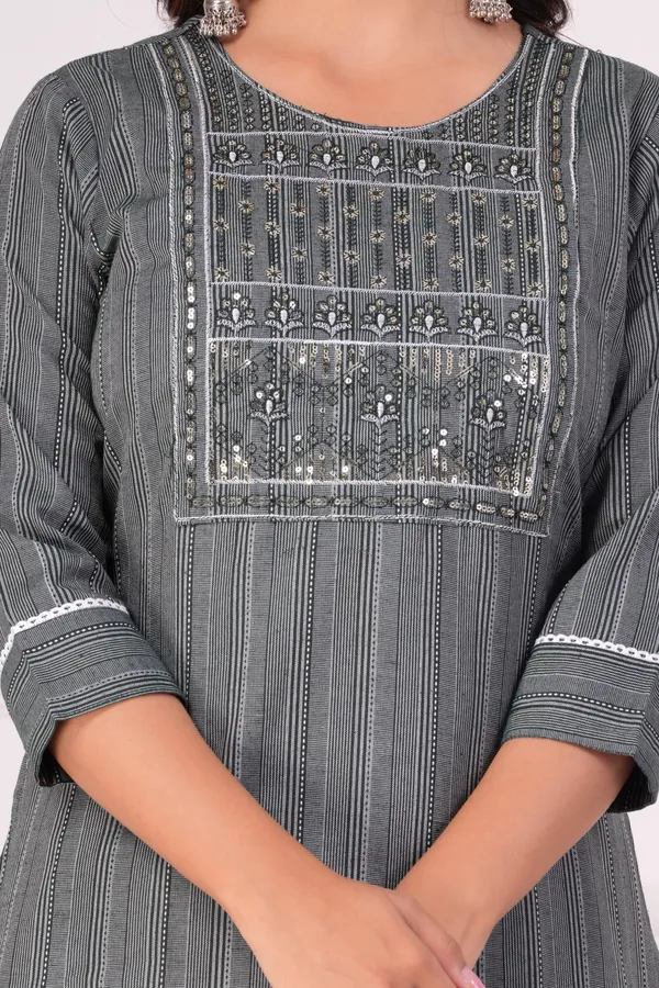 Dark_Green_Embroidered,_Printed_Cotton_Kurta,_Trouser/Pant_&_Dupatta_Set