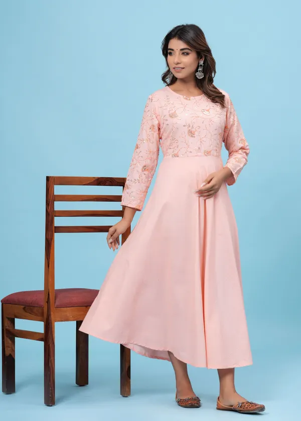 Dizon_Women_Embroidered_Anarkali_Kurta_(Orange)