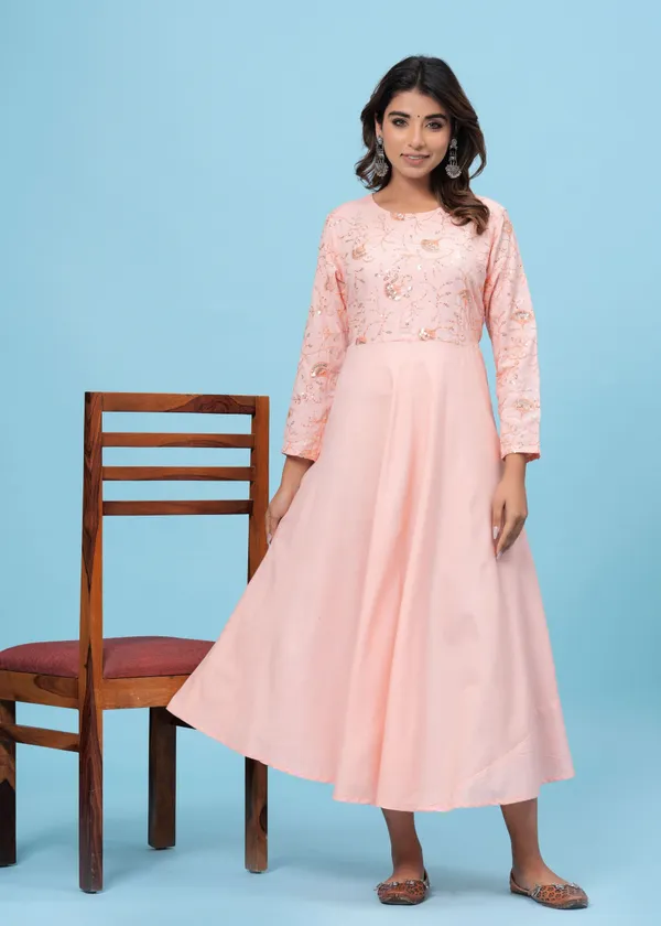 Dizon_Women_Embroidered_Anarkali_Kurta_(Orange)
