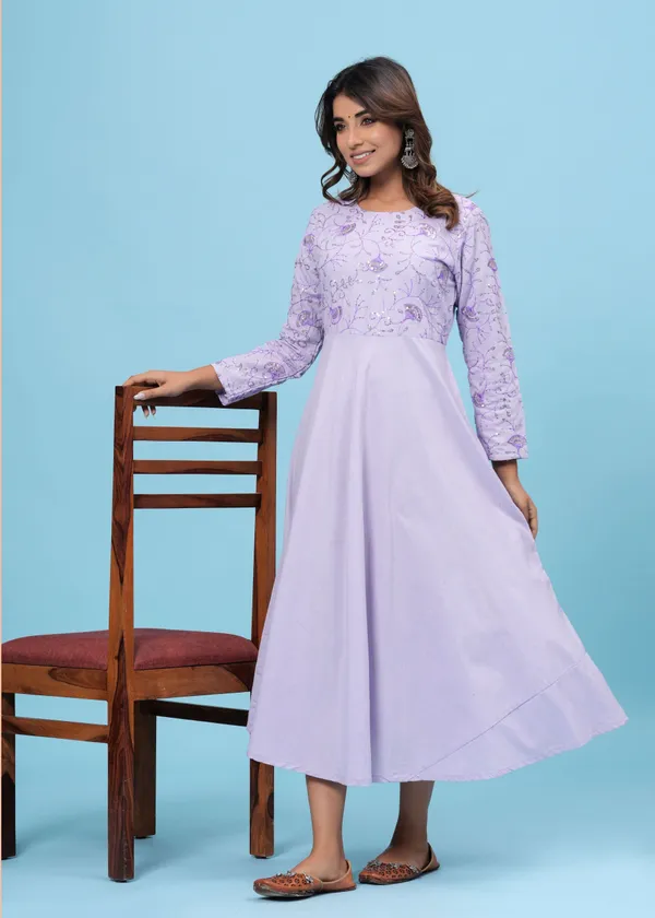 Dizon_Women_Embroidered_Anarkali_Kurta_(Purple)