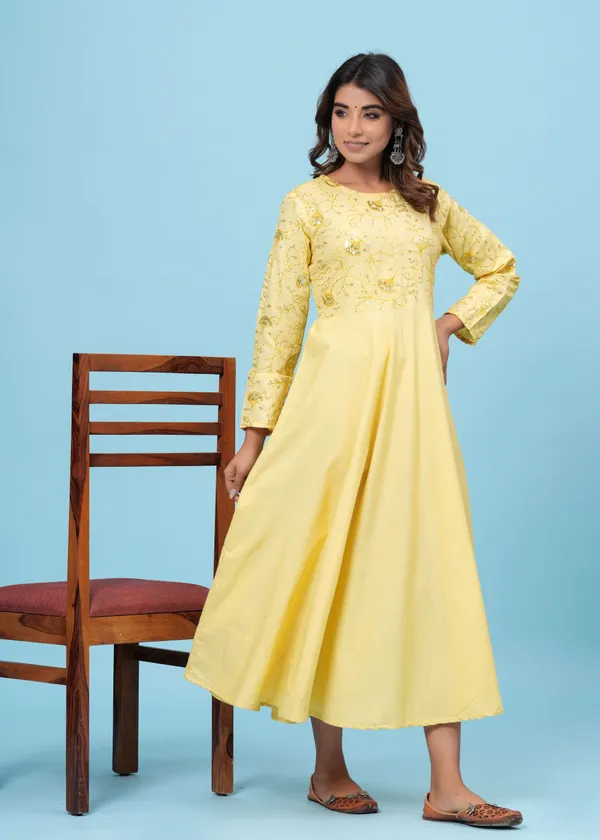 Dizon_Women_Embroidered_Anarkali_Kurta_(Yellow)