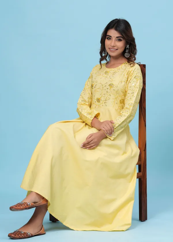 Dizon_Women_Embroidered_Anarkali_Kurta_(Yellow)