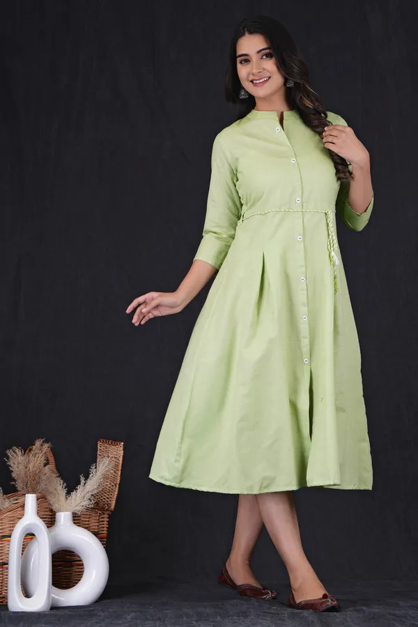 Green_Khadi_Cotton_Solid_Frontslit_Kurta_for_Women