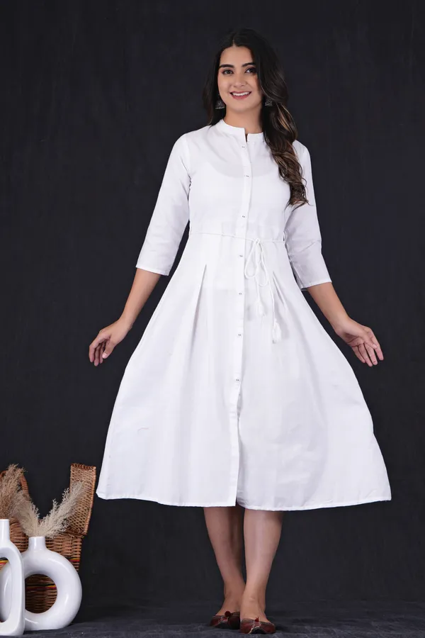 White_Khadi_Cotton_Solid_Frontslit_Kurta_for_Women