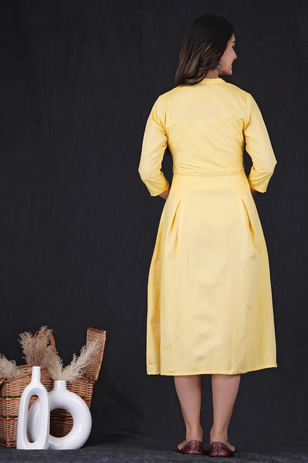 Yellow_Khadi_Cotton_Solid_Frontslit_Kurta_for_Women