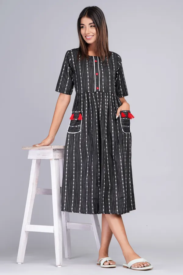 Black_&_White_&_Grey_Khadi_Cotton_Woven_Design_Flared_Kurta_for_Women