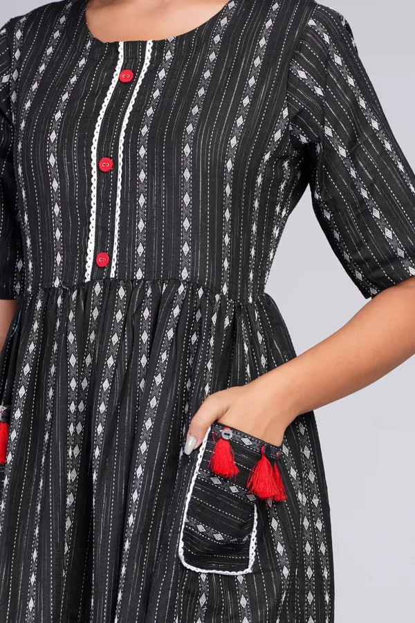 Black_&_White_&_Grey_Khadi_Cotton_Woven_Design_Flared_Kurta_for_Women