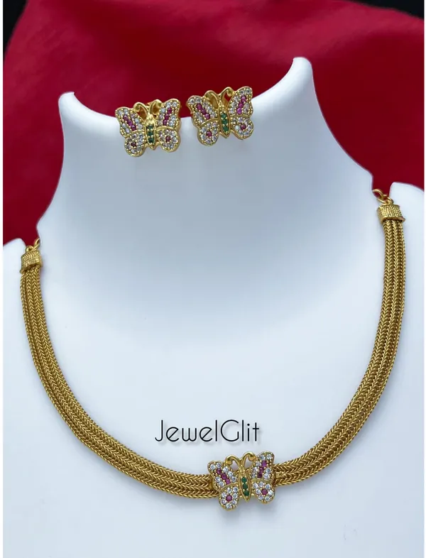 Simple_&_Elegant_Butterfly_Choker
