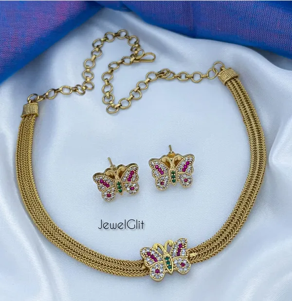 Simple_&_Elegant_Butterfly_Choker