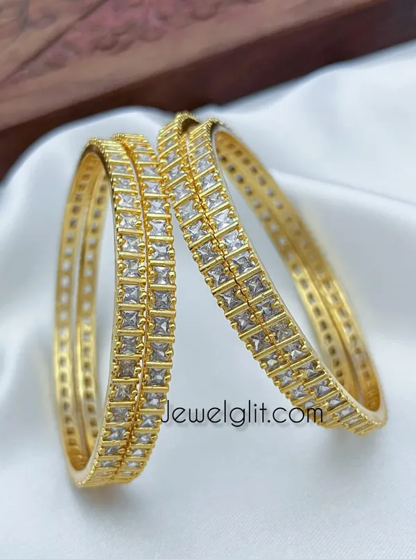 Trendy_White_Colour_Microplated_Choki_Bangle