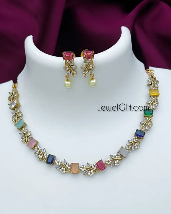 Stunning_Flower_Design_Ad_Necklace_With_Back_Chain