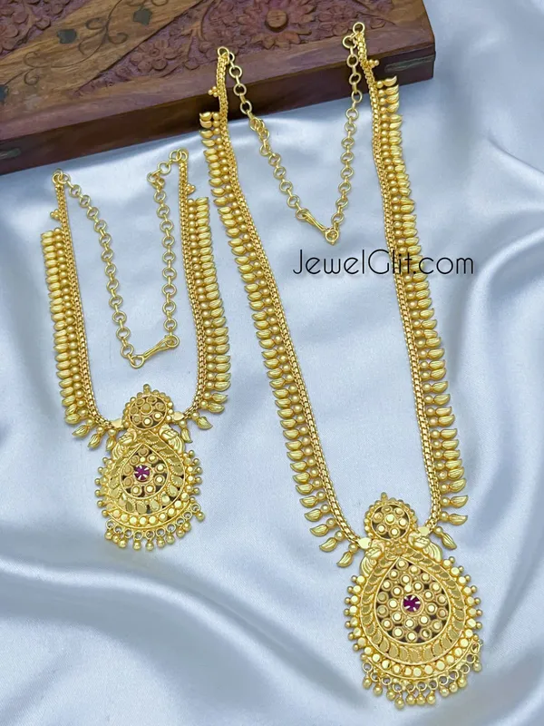 Elegant_Traditional_Mango_Pendent_Set