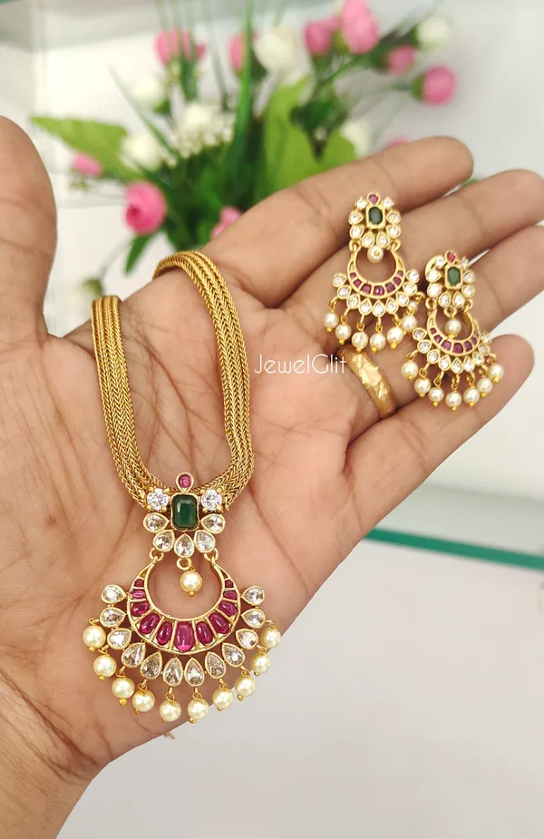 Multicolor_Brass_Alloy_Matte_Finish_Kemp_&_Ad_Stone_Necklace_Set_For_Women