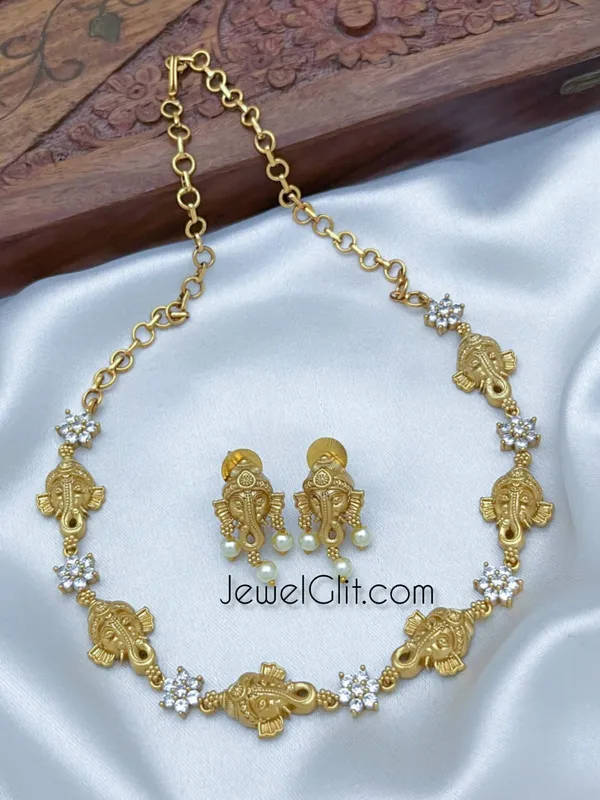 White_Colour_Matte_Finish_Ganesha_Necklace_Set