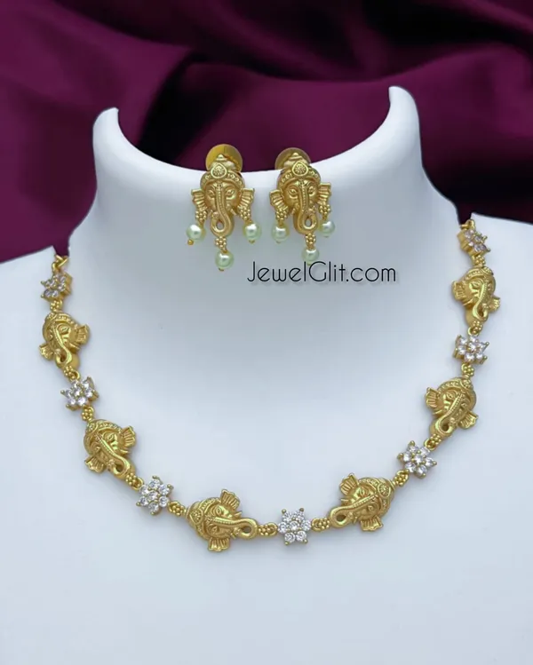 White_Colour_Matte_Finish_Ganesha_Necklace_Set