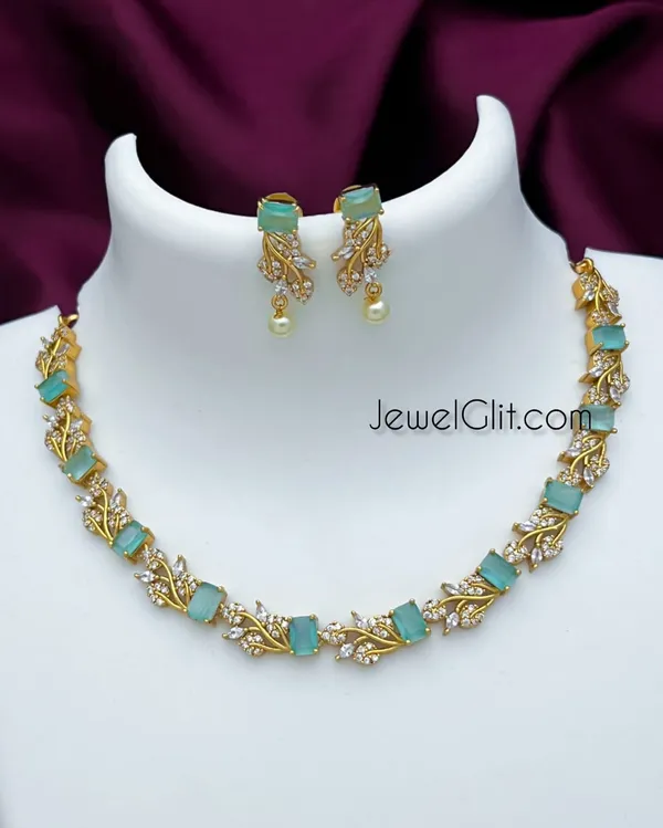 Stunning_Flower_Design_Ad_Necklace_With_Back_Chain